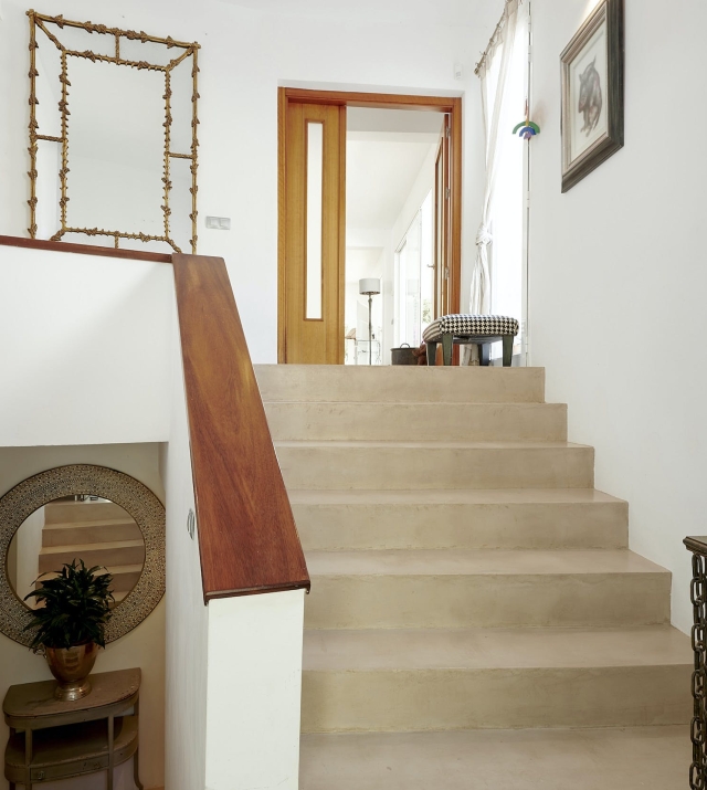 Resa Estates Ibiza for sale te koop Casa Rui Tourist license sta Eularia stairs .jpg